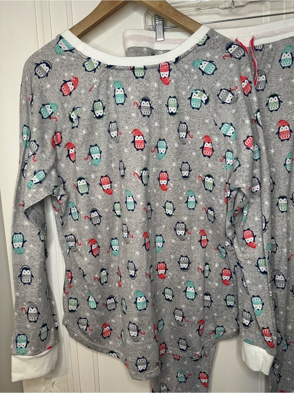 Cuddl Duds Grey Penguin Print Pajama Set with Red & Teal Accents - Picture 3 of 6